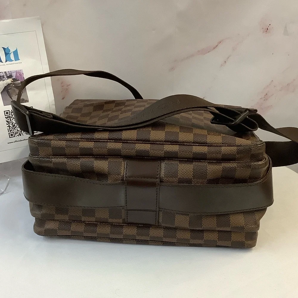 GUC Louis Vuitton Naviglio Damier Ebene Messenger